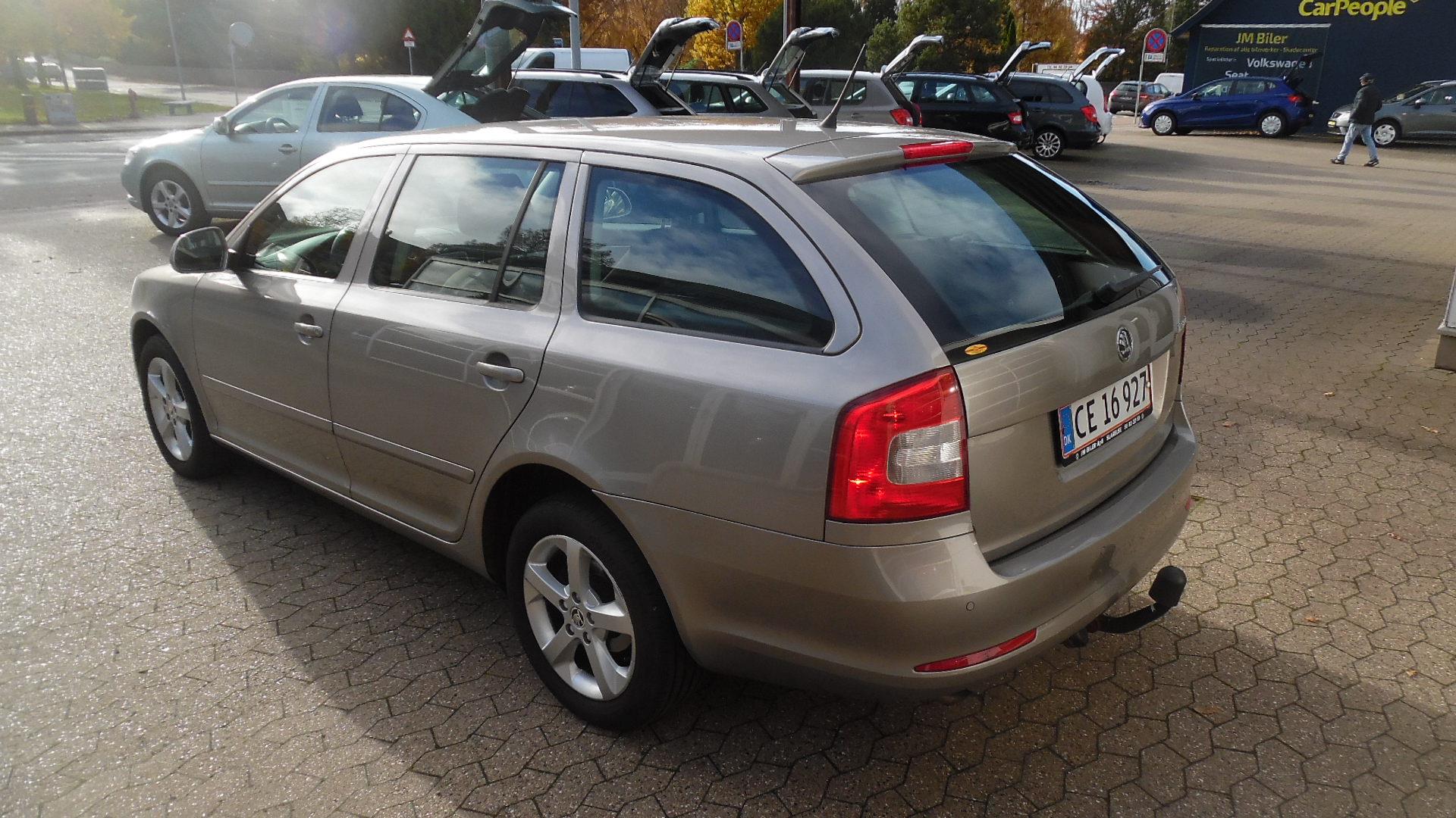 Billede af Skoda Octavia Combi 1,2 TSI Elegance 105HK Stc 6g