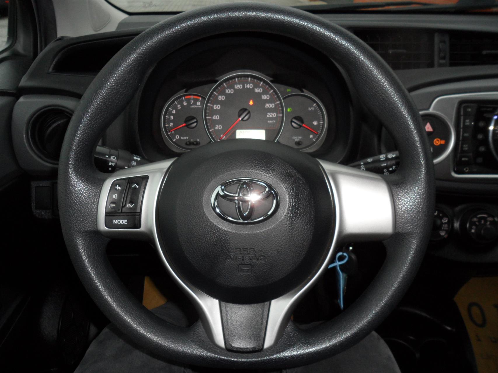 Billede af Toyota Yaris 1,0 VVT-I T1 Style 69HK 5d