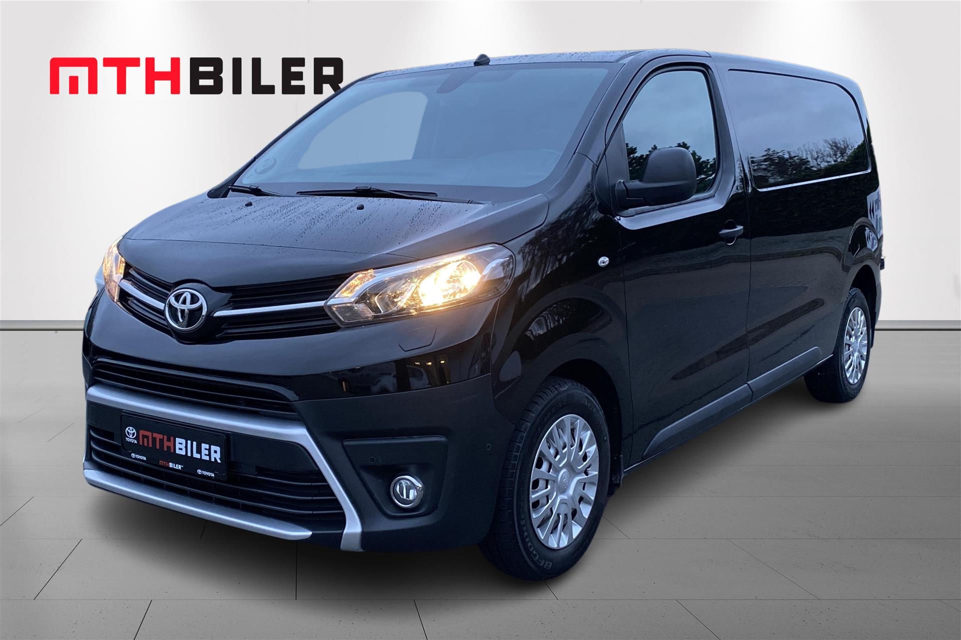 Billede af Toyota Proace Medium 2,0 D Comfort Master 144HK Van 6g