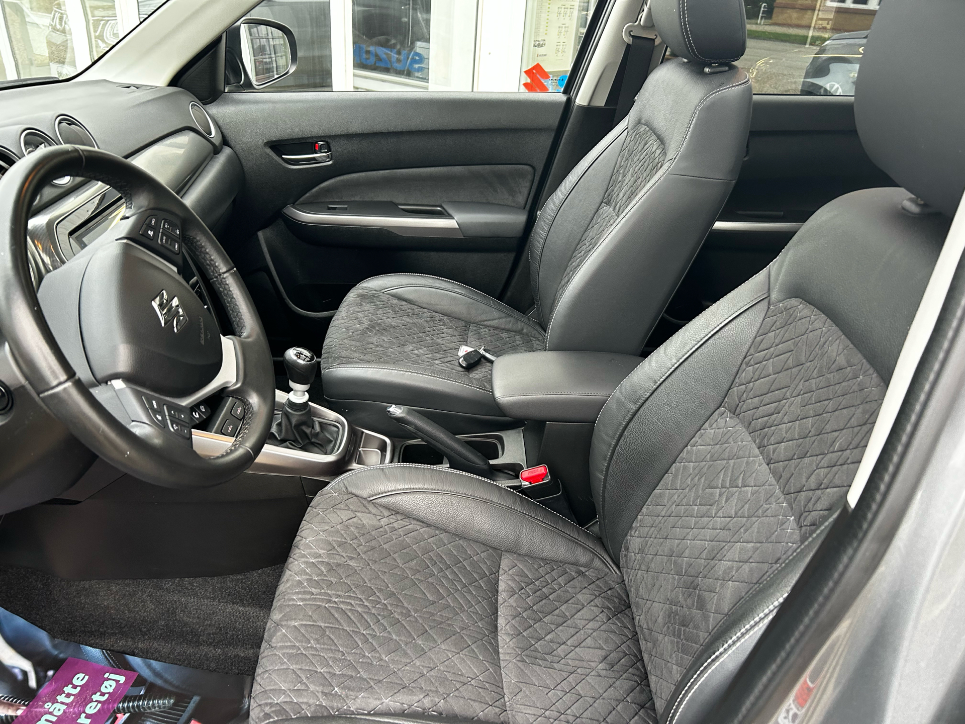 Billede af Suzuki Vitara 1,4 Boosterjet  Mild hybrid Style 129HK 5d 6g