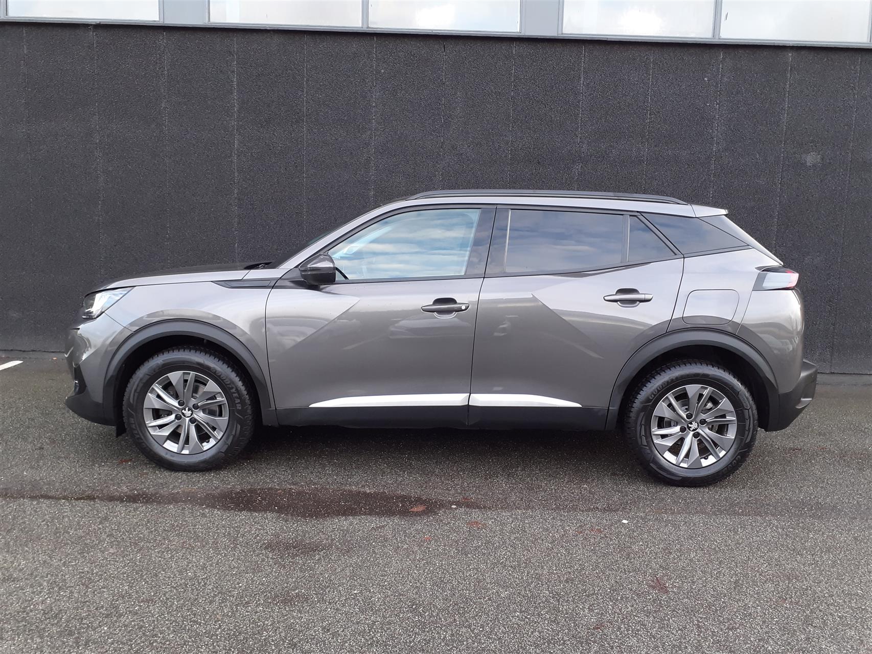 Billede af Peugeot 2008 1,2 PureTech Selection Tech 130HK 5d