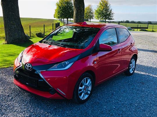 Toyota Aygo 1,0 VVT-I X-Play + Plus pakke 69HK 5d