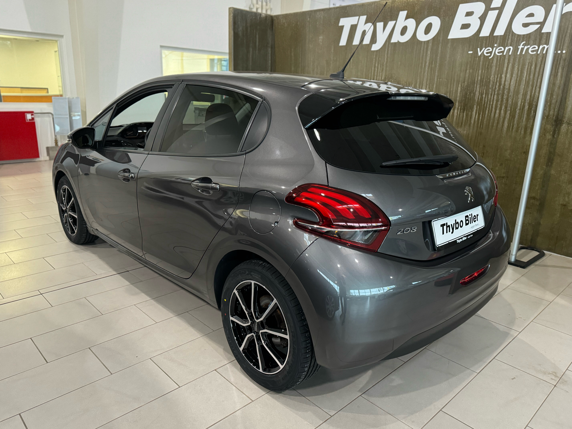 Billede af Peugeot 208 1,5 BlueHDi Envy 100HK 5d