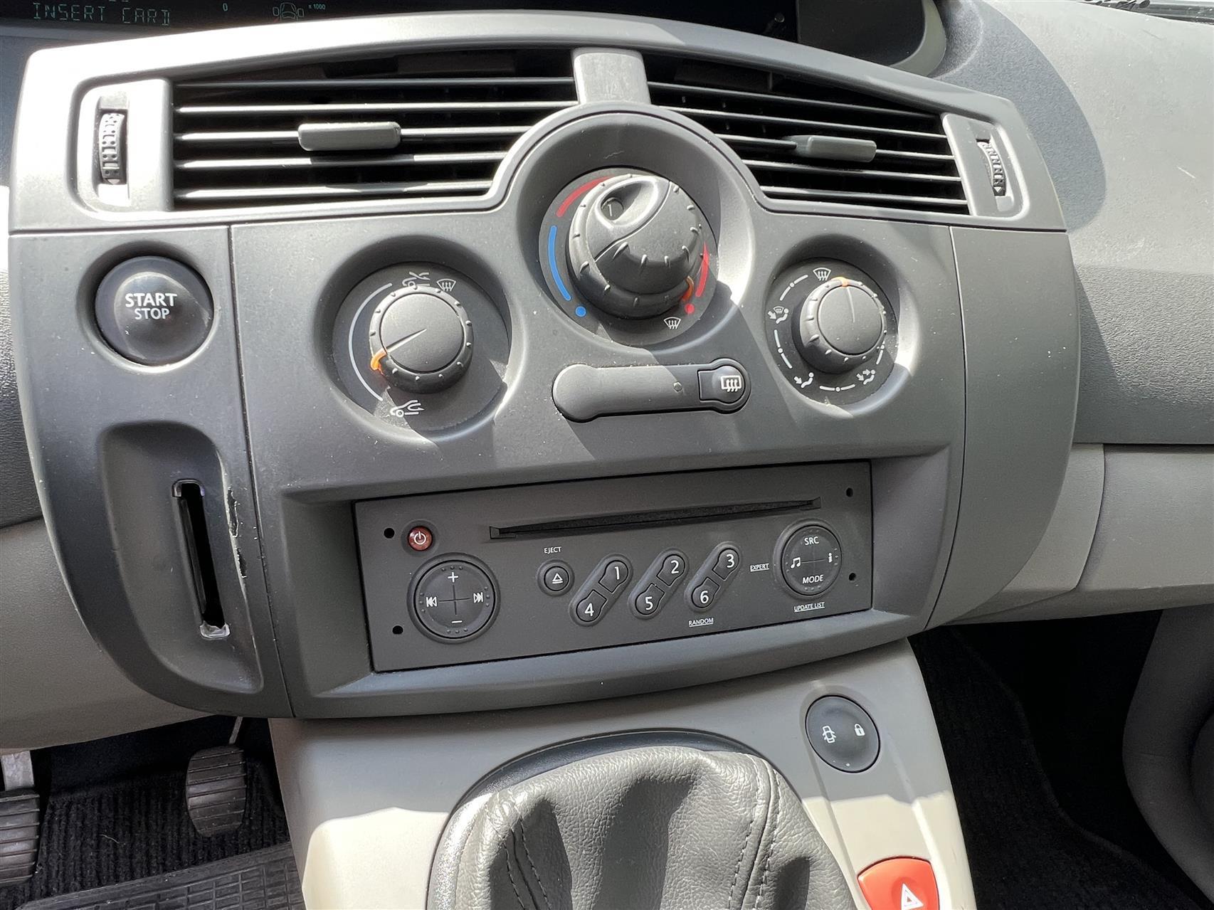 Billede af Renault Grand Scénic 1,6 16V Authentique 115HK Van