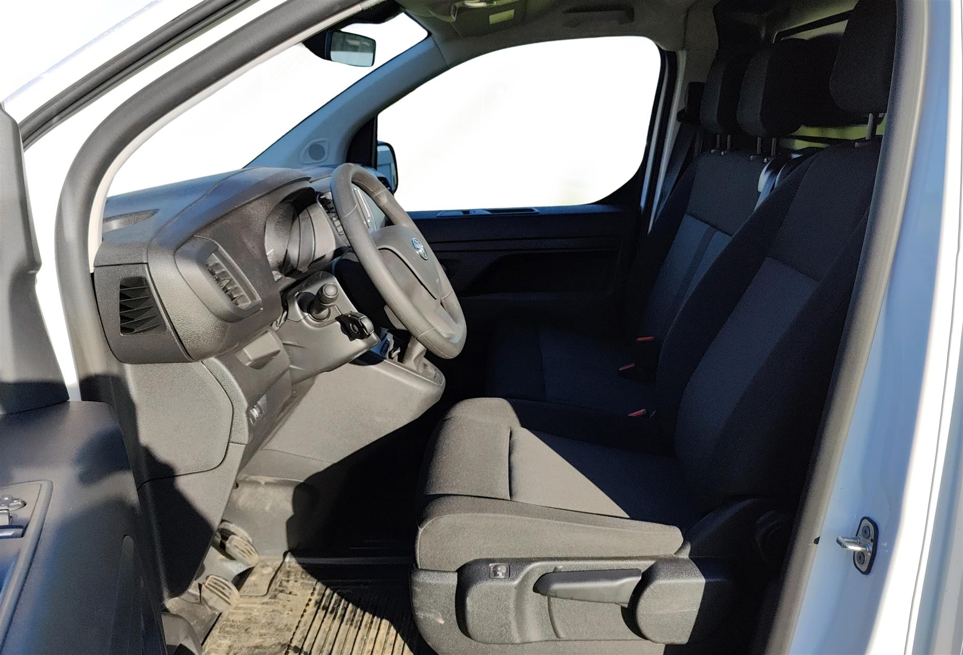 Billede af Toyota Proace Long 2,0 D Comfort 144HK Van 6g