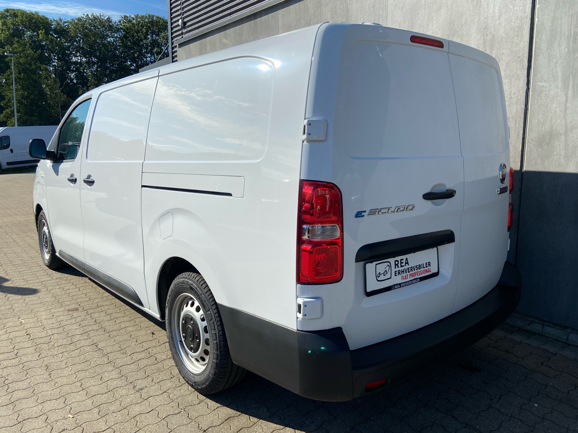 Billede af Fiat E-Scudo L3H1 EL Business 136HK Van Aut.