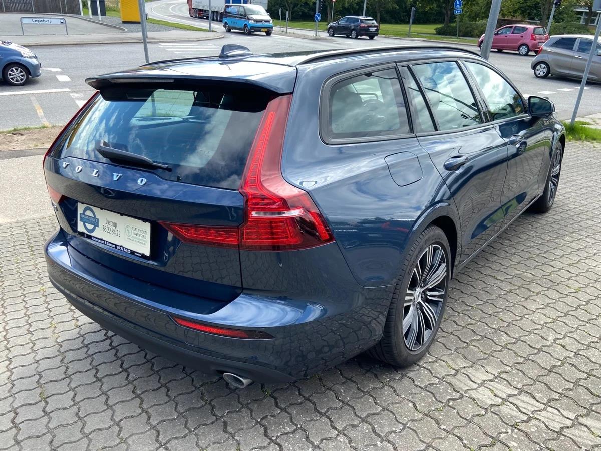 Billede af Volvo V60 2,0 D3 Momentum 150HK Stc 6g Aut.