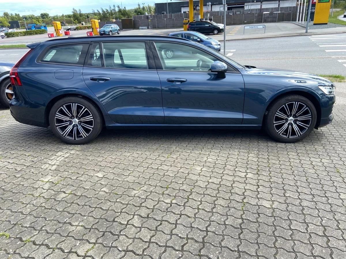 Billede af Volvo V60 2,0 D3 Momentum 150HK Stc 6g Aut.