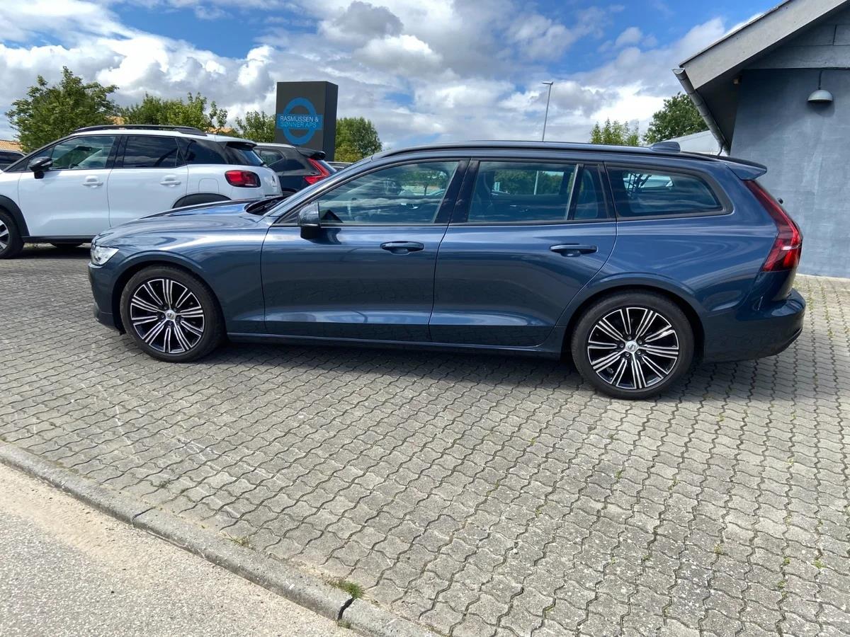 Billede af Volvo V60 2,0 D3 Momentum 150HK Stc 6g Aut.