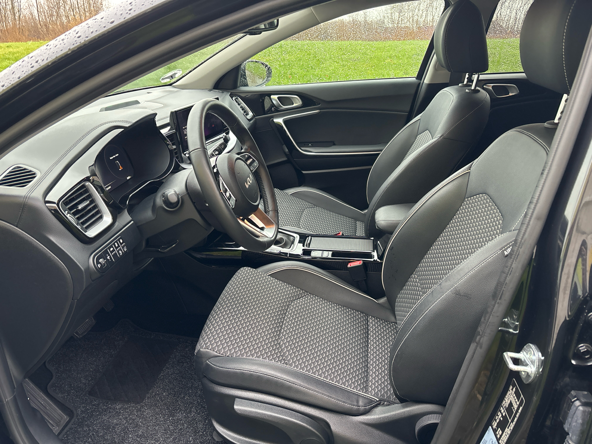 Billede af Kia Ceed SW 1,6 GDI PHEV  Plugin-hybrid Upgrade DCT 141HK Stc 6g Aut.