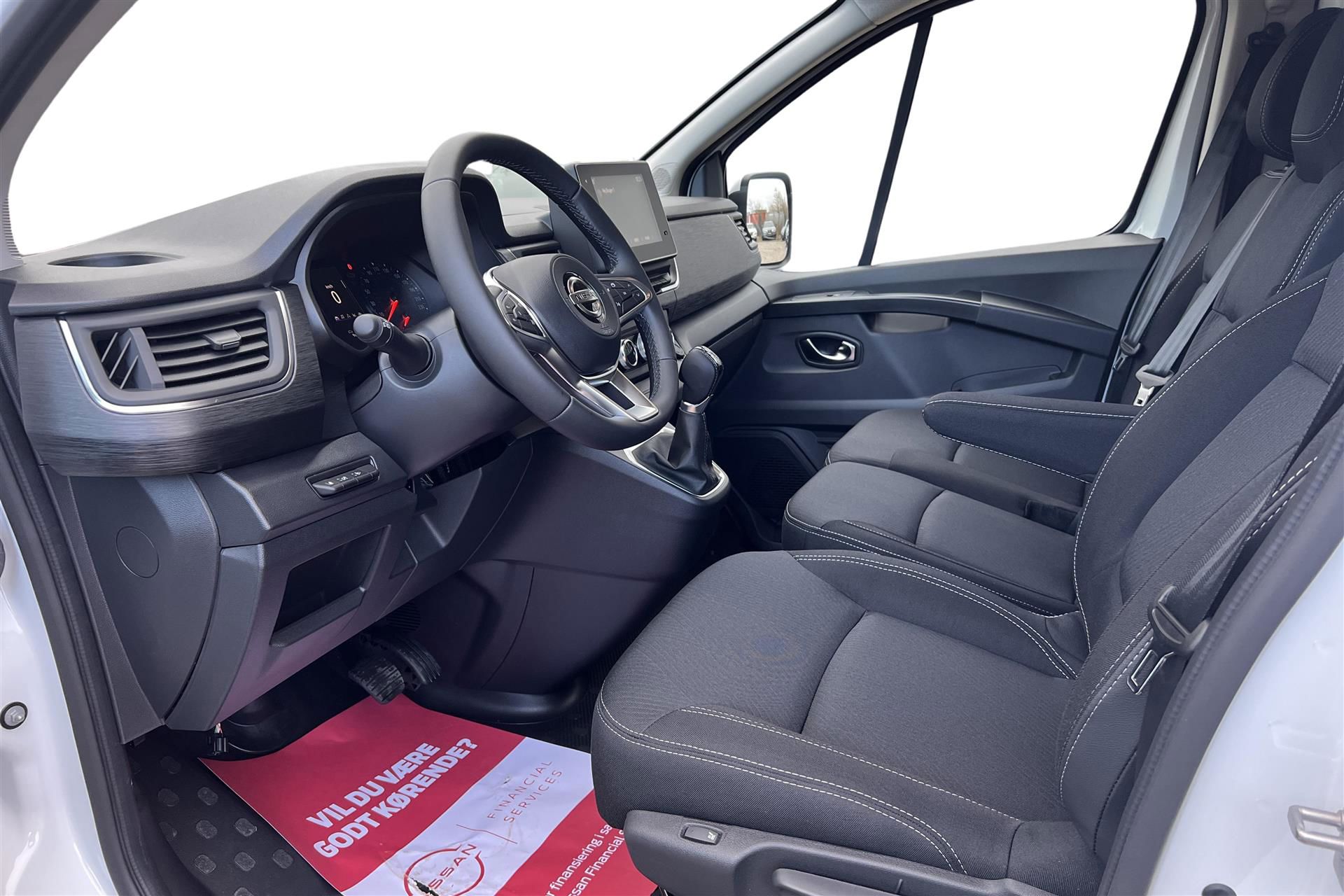 Billede af Nissan Primastar L2H1 2,0 DCi Tekna 150HK Van 6g Aut.