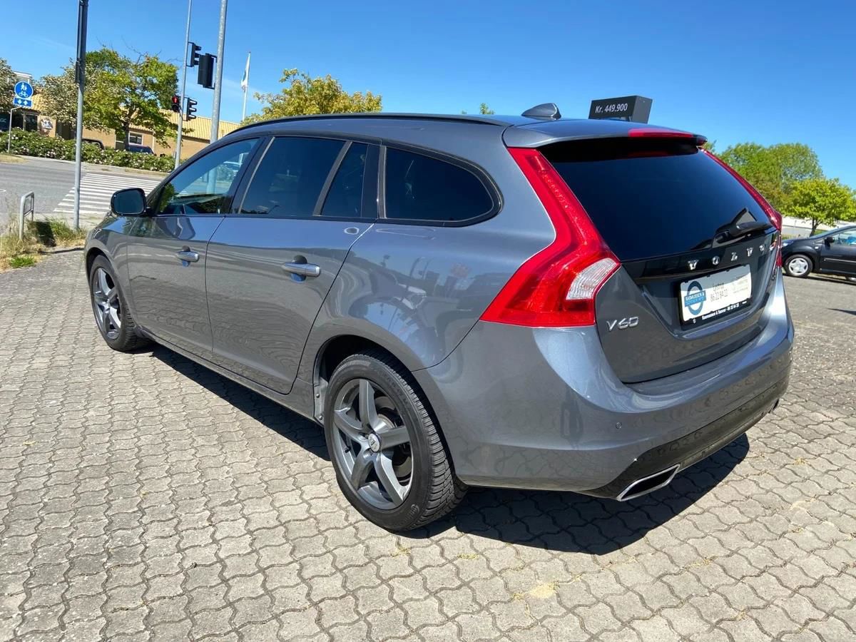 Billede af Volvo V60 2,0 D2 Momentum 120HK Stc 6g Aut.