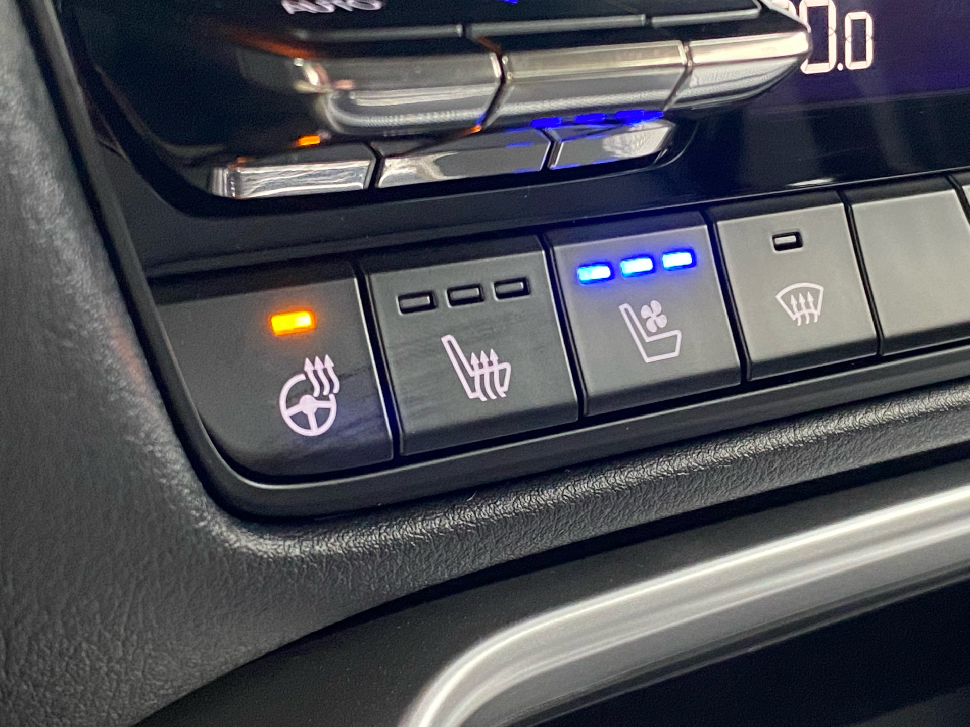 Billede af Mazda CX-60 2,5 e-Skyactiv  Plugin-hybrid Homura AWD 327HK 5d 8g Aut.