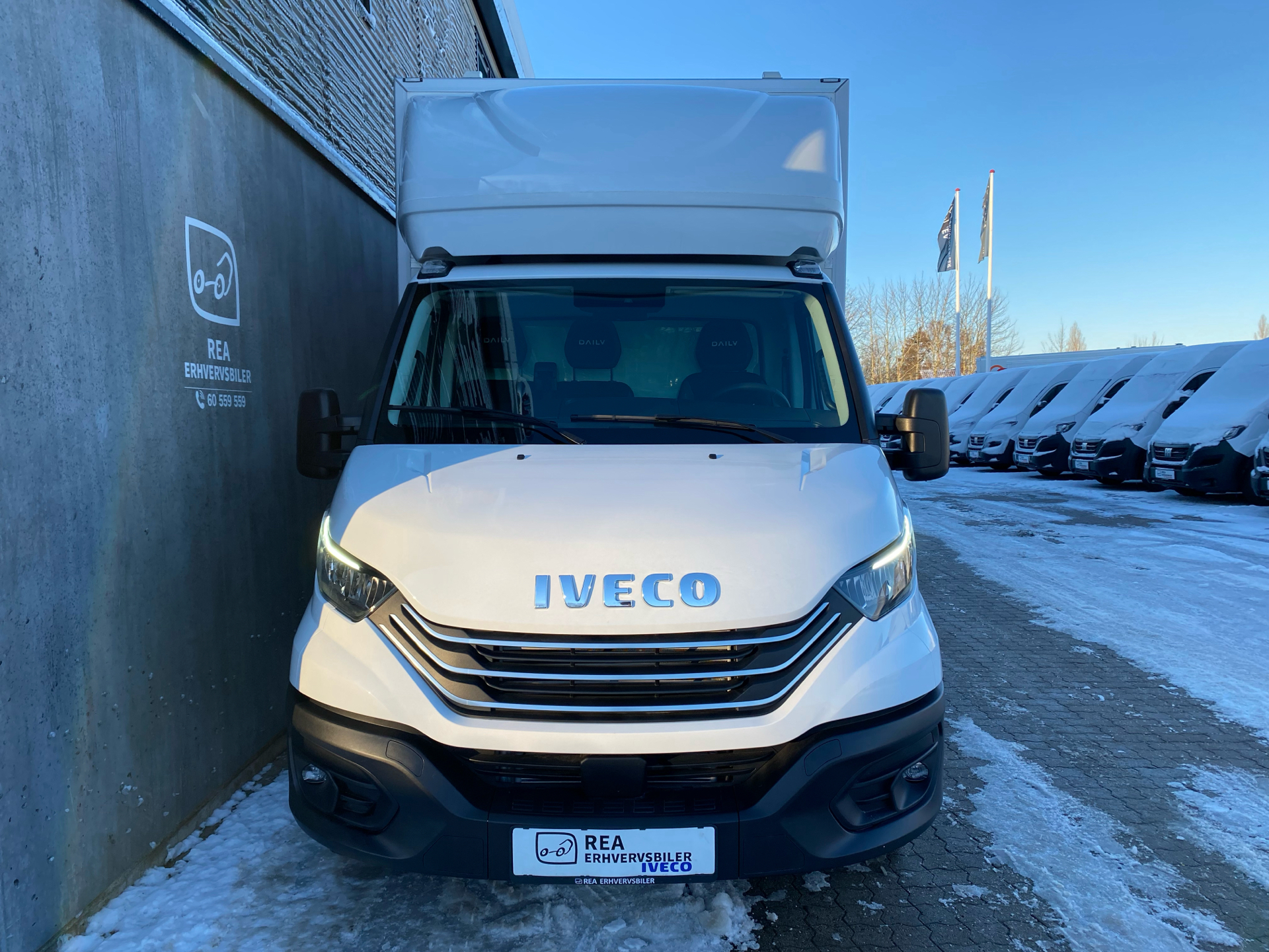 Billede af Iveco Daily 35S18 4100mm 3,0 D 180HK Ladv./Chas. 8g Aut.