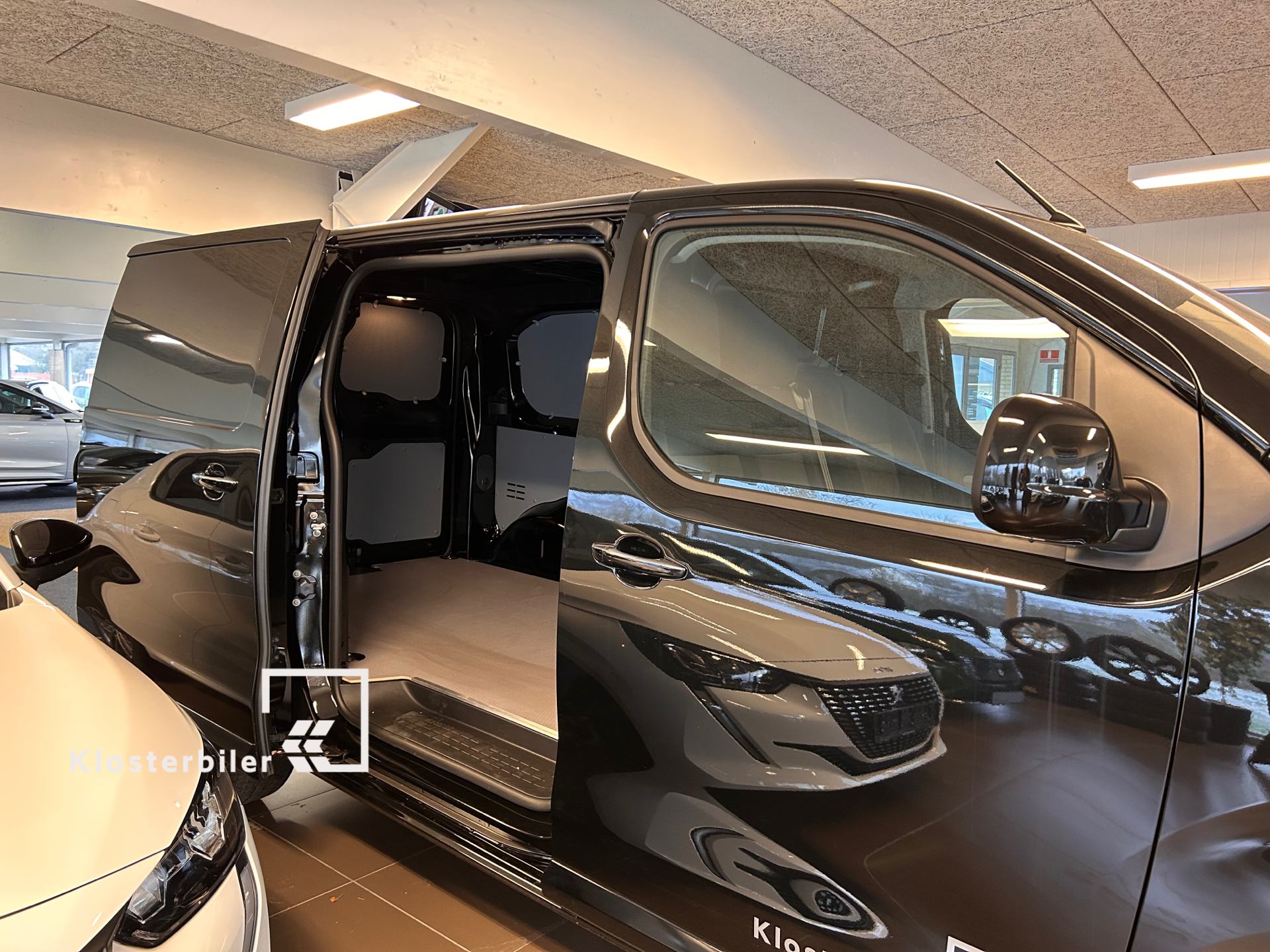 Billede af Peugeot Expert L2 2,0 BlueHDi Premium 144HK Van 6g
