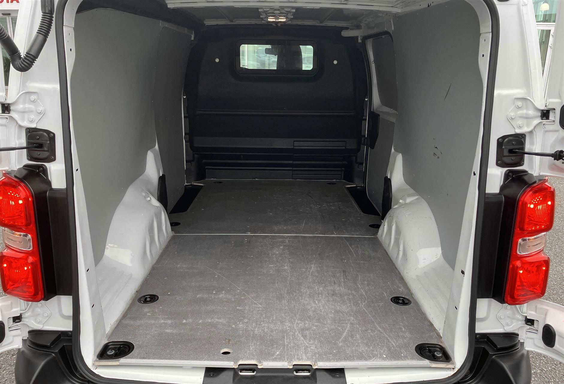 Billede af Toyota Proace Long 2,0 D Comfort Master 144HK Van 6g