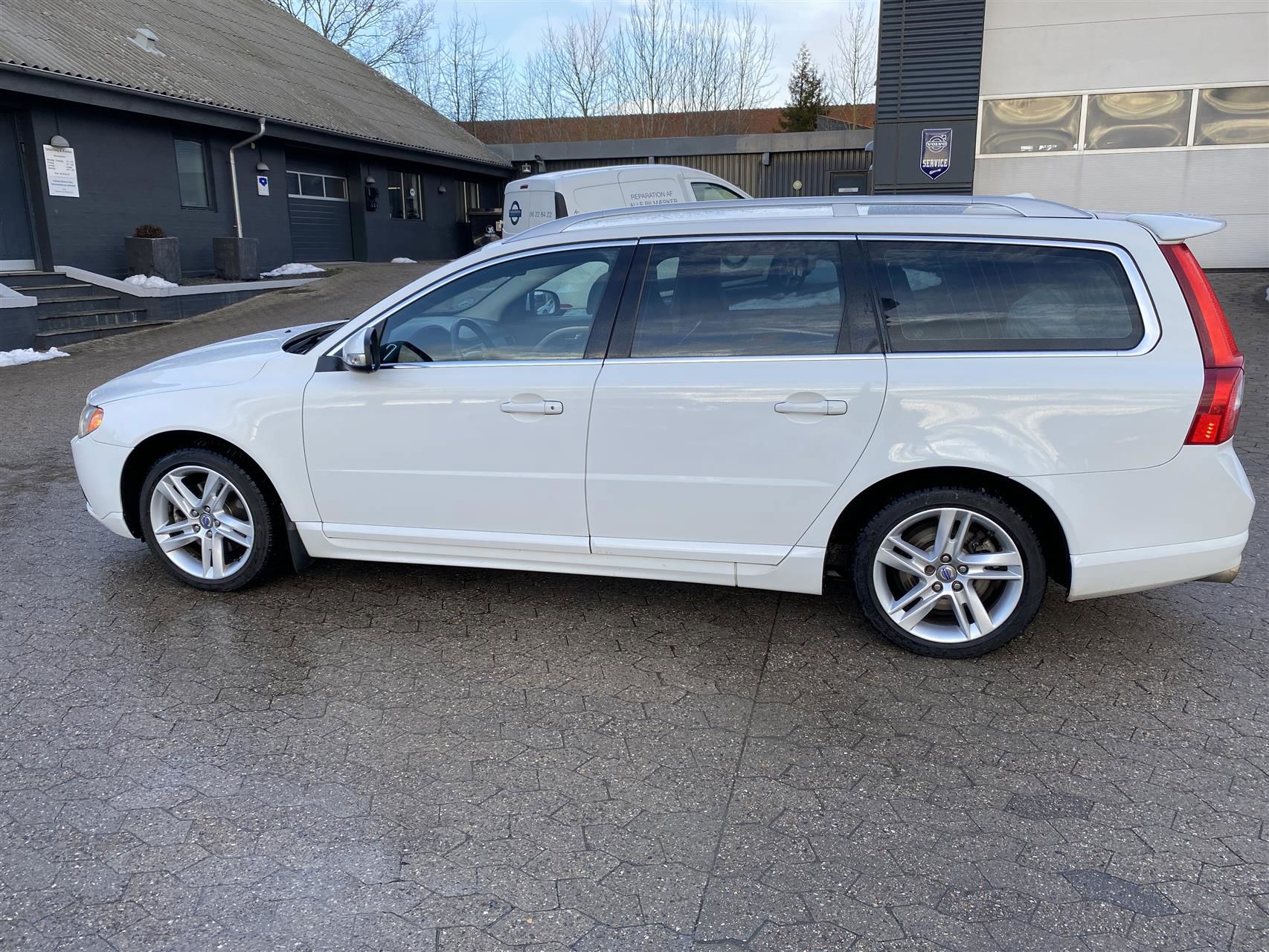 Billede af Volvo V70 2,0 Summum 145HK Stc