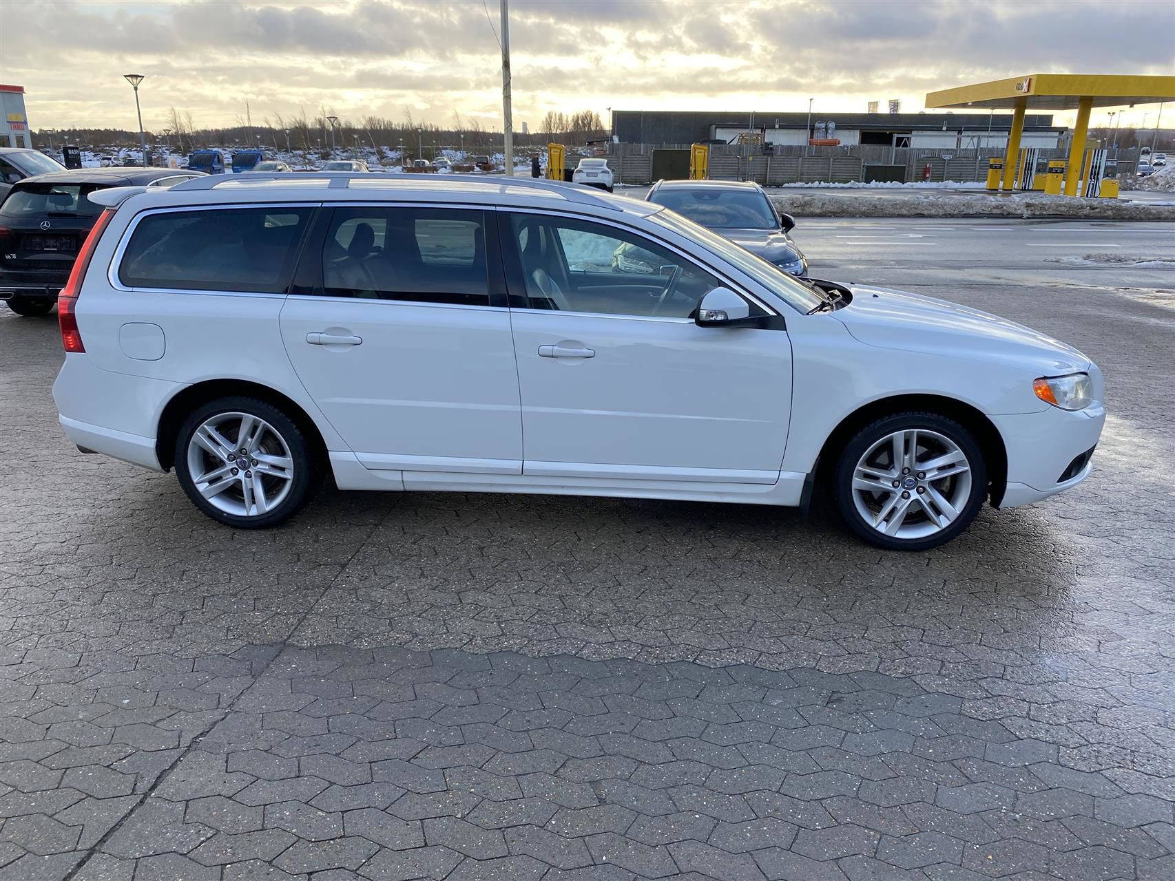 Billede af Volvo V70 2,0 Summum 145HK Stc