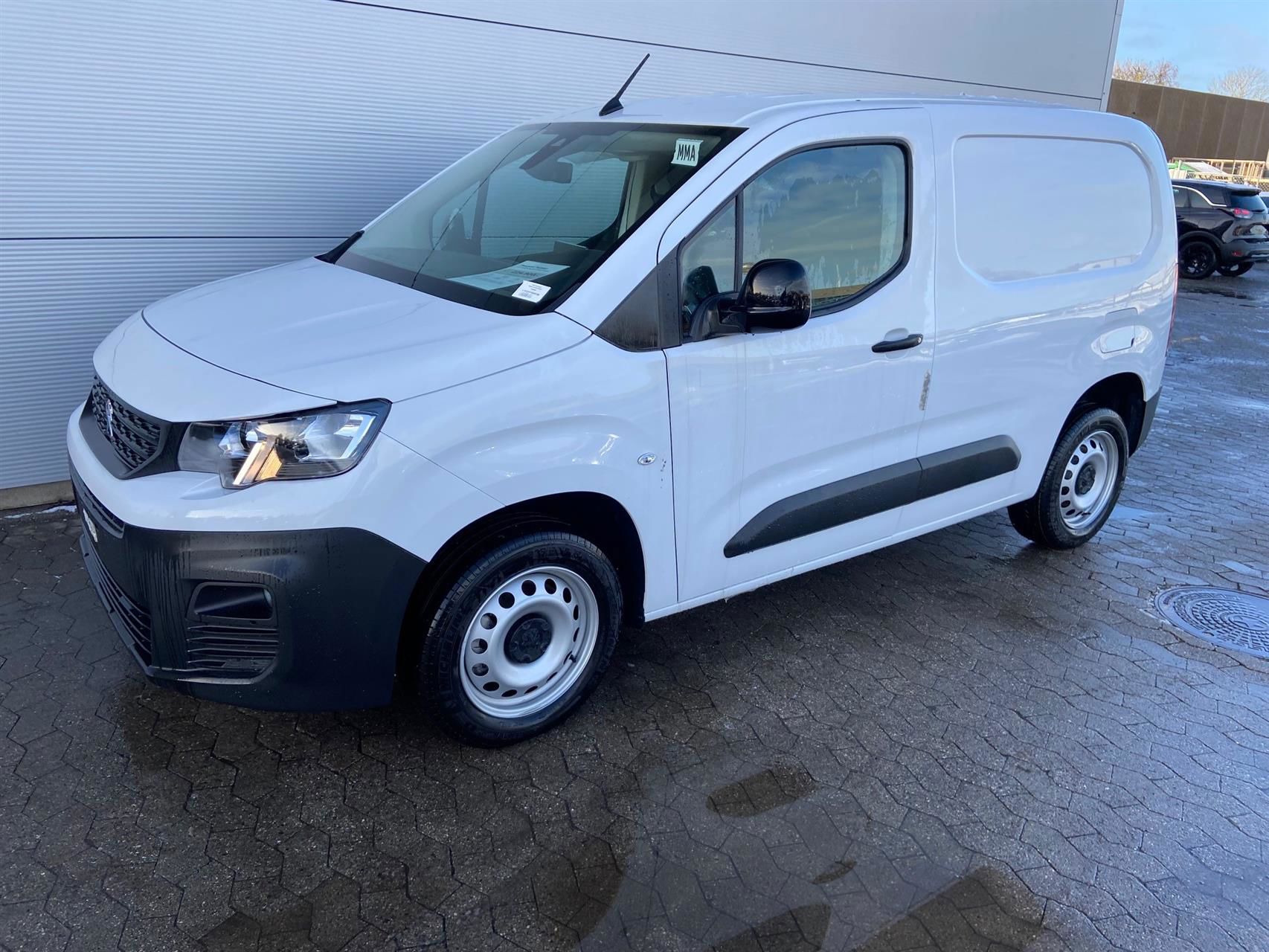 Billede af Peugeot Partner L1 V2 1,5 BlueHDi Plus Pro EAT8 130HK Van 8g Aut.