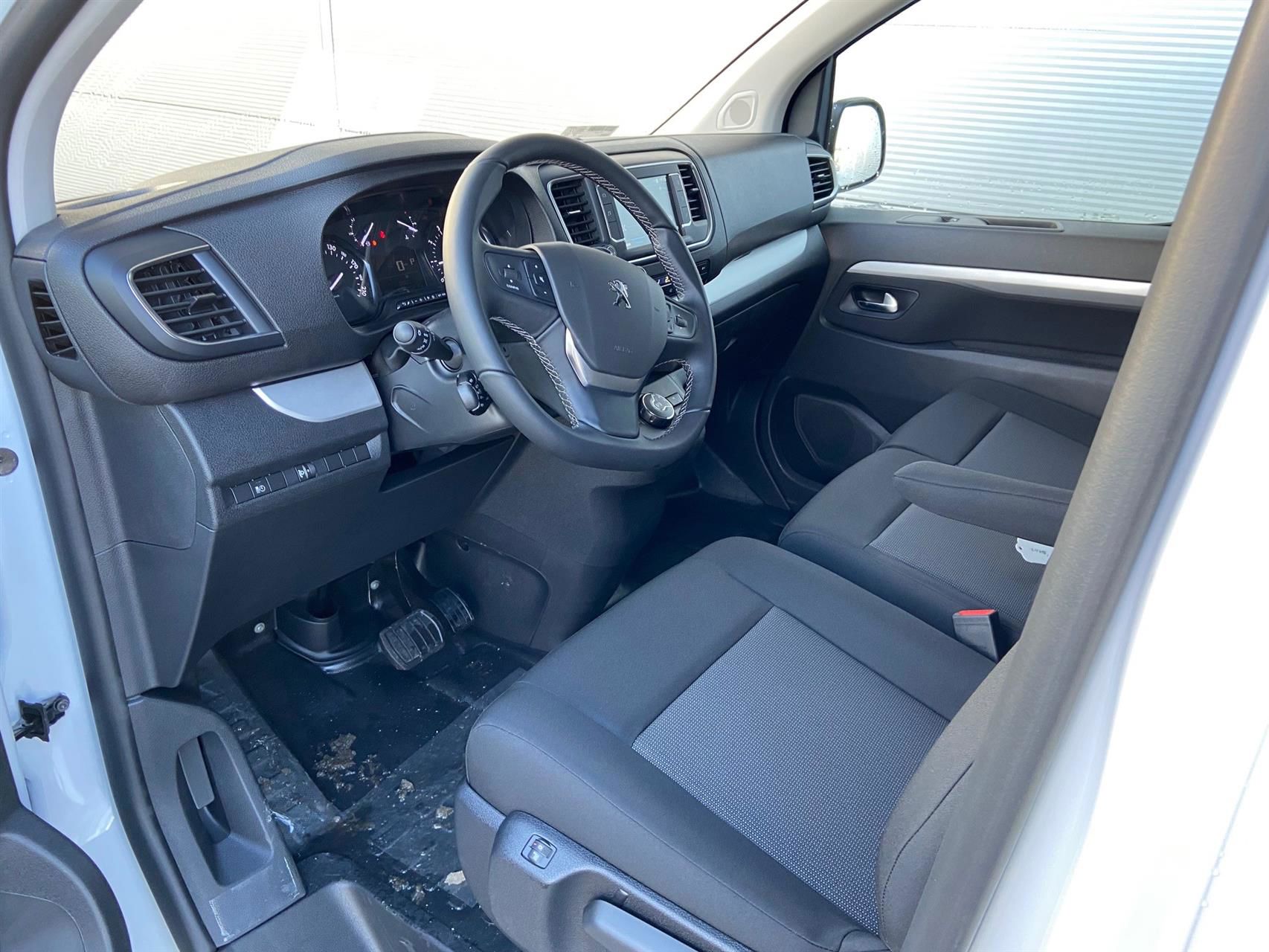 Billede af Peugeot Expert L2 2,0 BlueHDi Premium Pro EAT8 177HK Van 8g Aut.