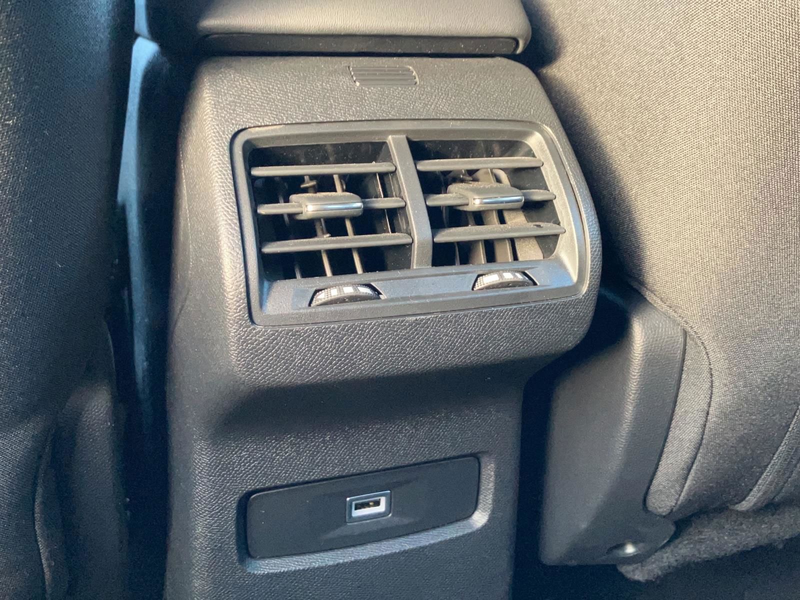 Billede af Citroën C4 1,2 PureTech Iconic 100HK 5d