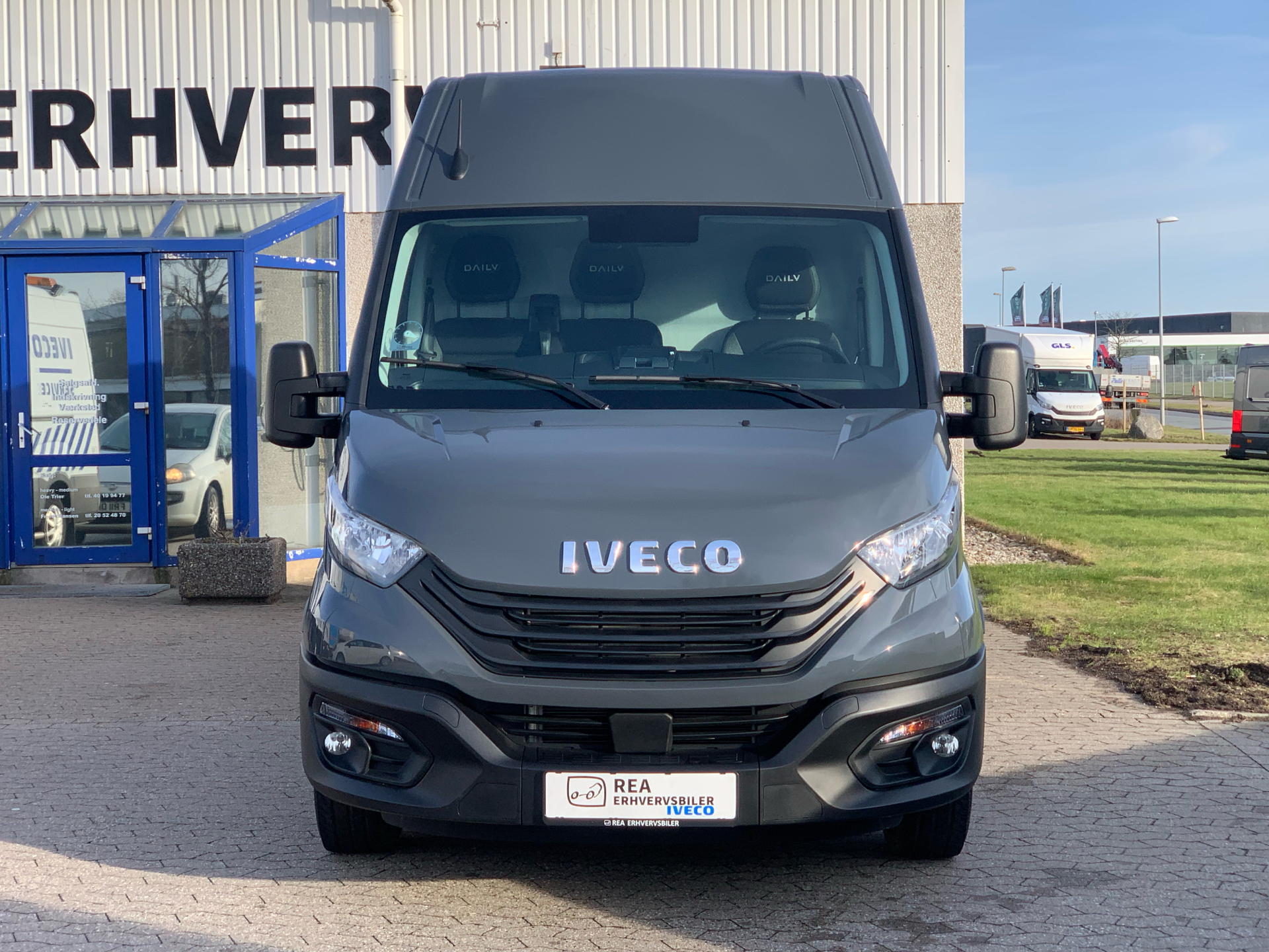 Billede af Iveco Daily 35S18 16m3 3,0 D 180HK Van 6g