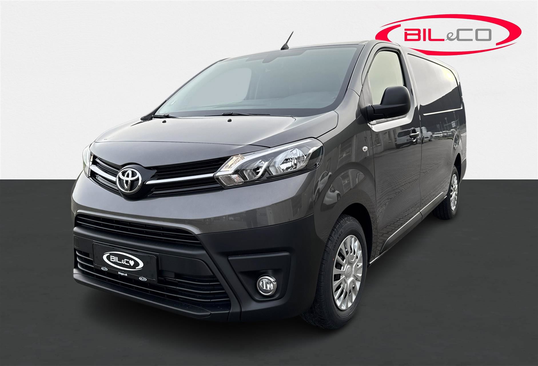 Billede af Toyota Proace 2.0D 144hp Long/En skydedør COMFORT Master