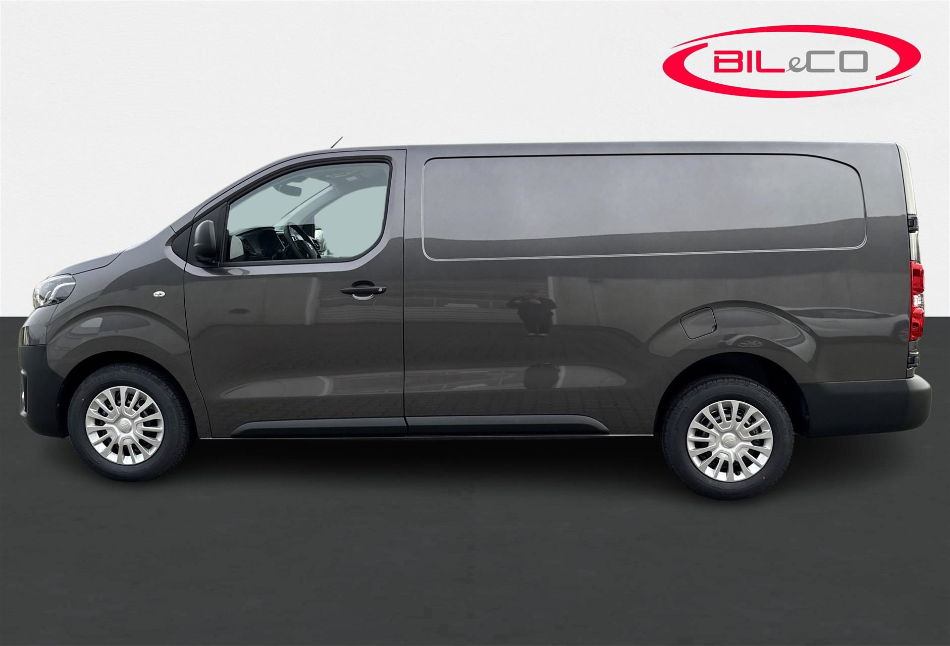 Billede af Toyota Proace 2.0D 144hp Long/En skydedør COMFORT Master