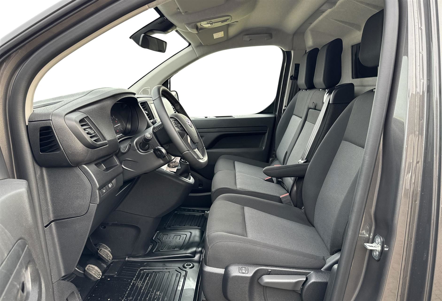 Billede af Toyota Proace 2.0D 144hp Long/En skydedør COMFORT Master