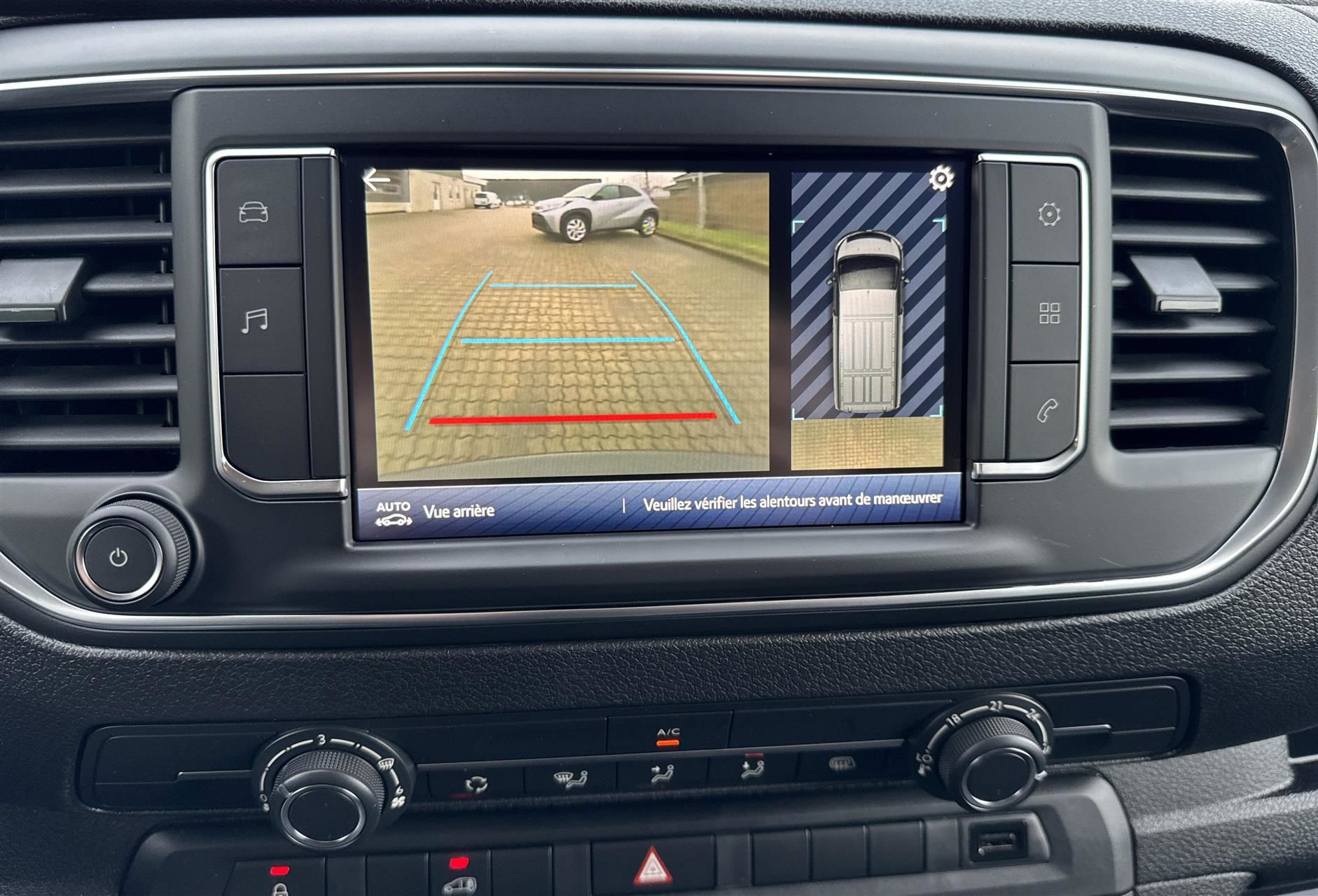 Billede af Toyota Proace 2.0D 144hp Long/En skydedør COMFORT Master