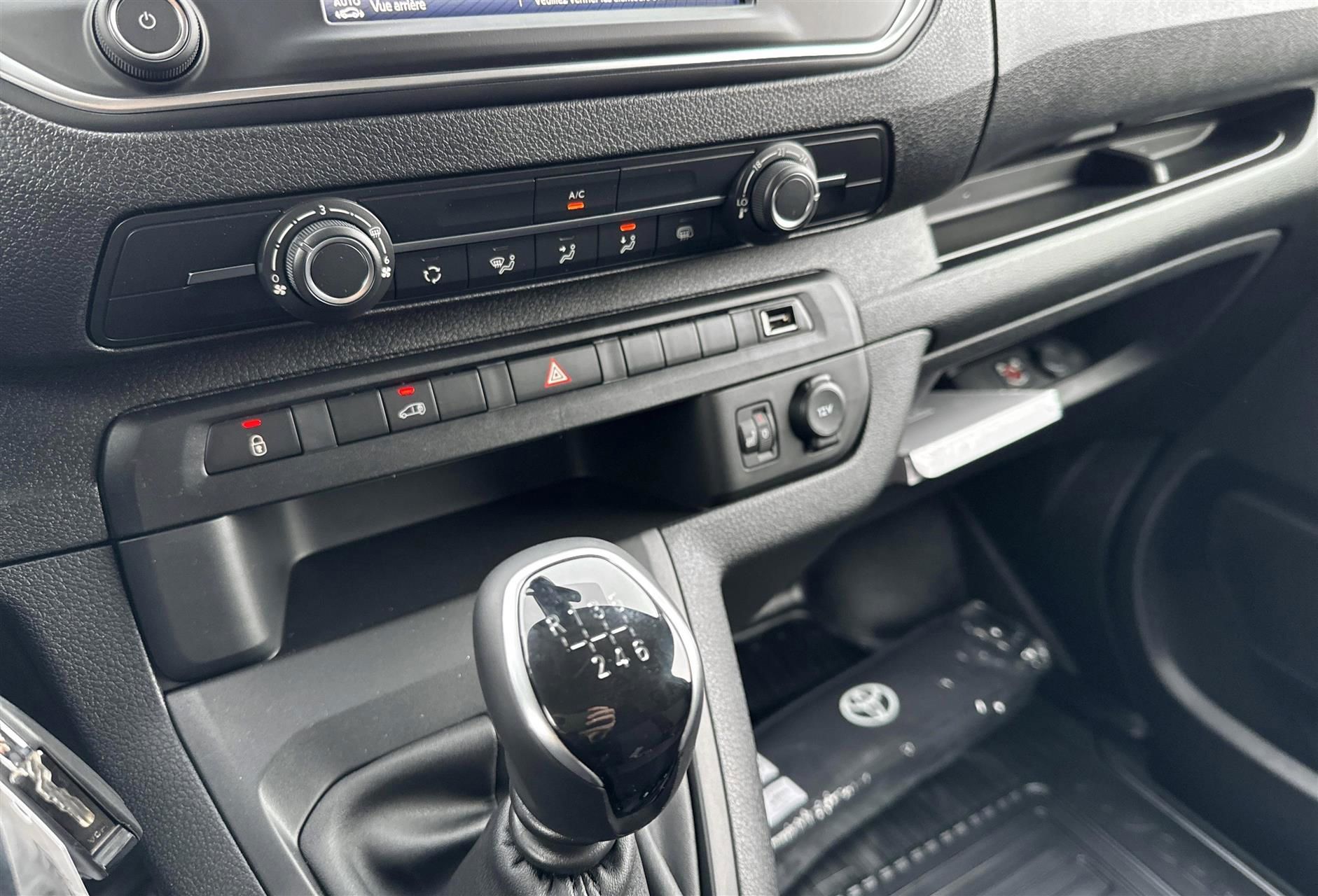 Billede af Toyota Proace 2.0D 144hp Long/En skydedør COMFORT Master