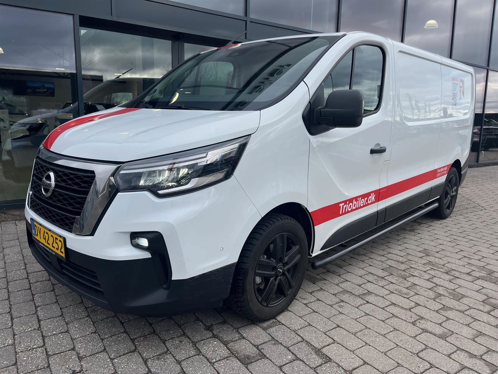 Billede af Nissan Primastar L2H1 2,0 DCi N-Connecta 150HK Van 6g Aut.