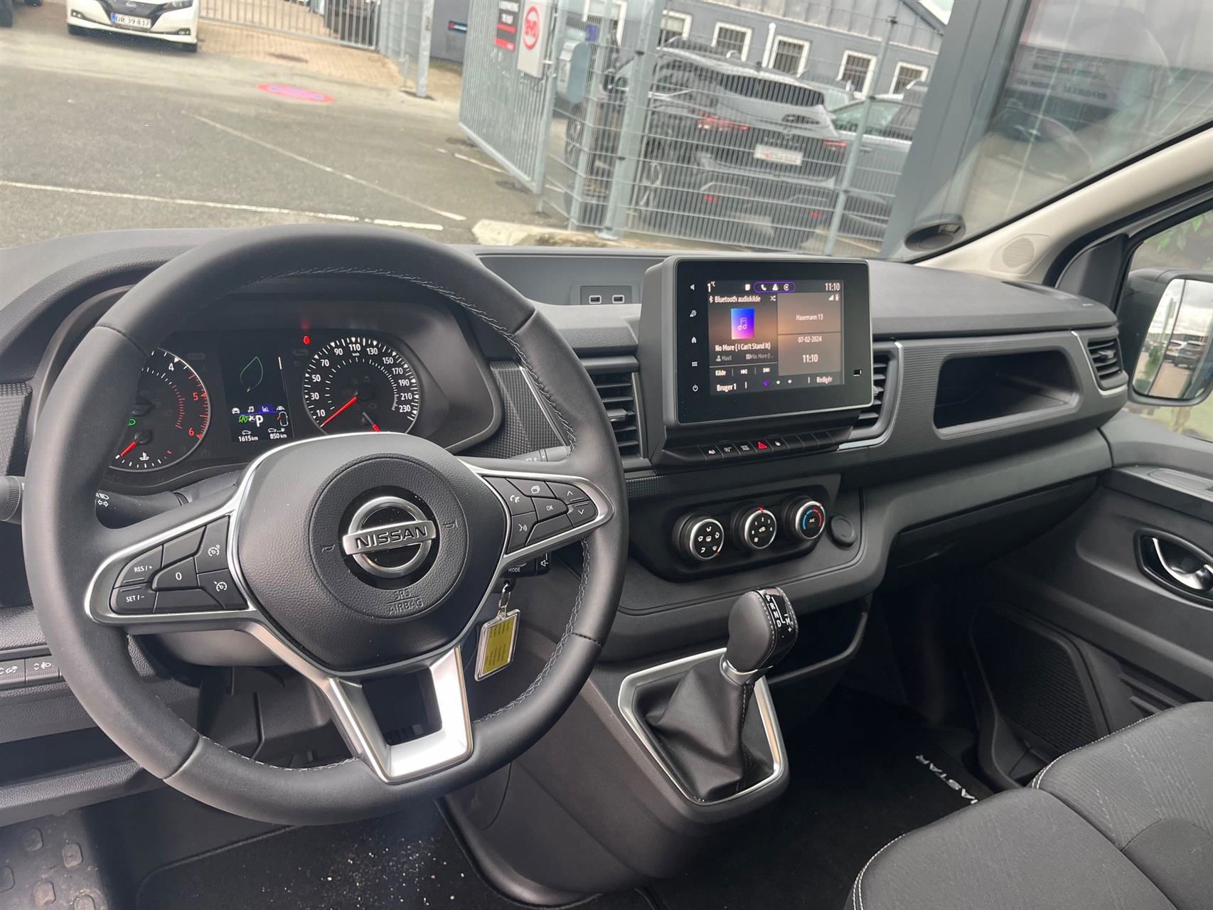 Billede af Nissan Primastar L2H1 2,0 DCi N-Connecta 150HK Van 6g Aut.