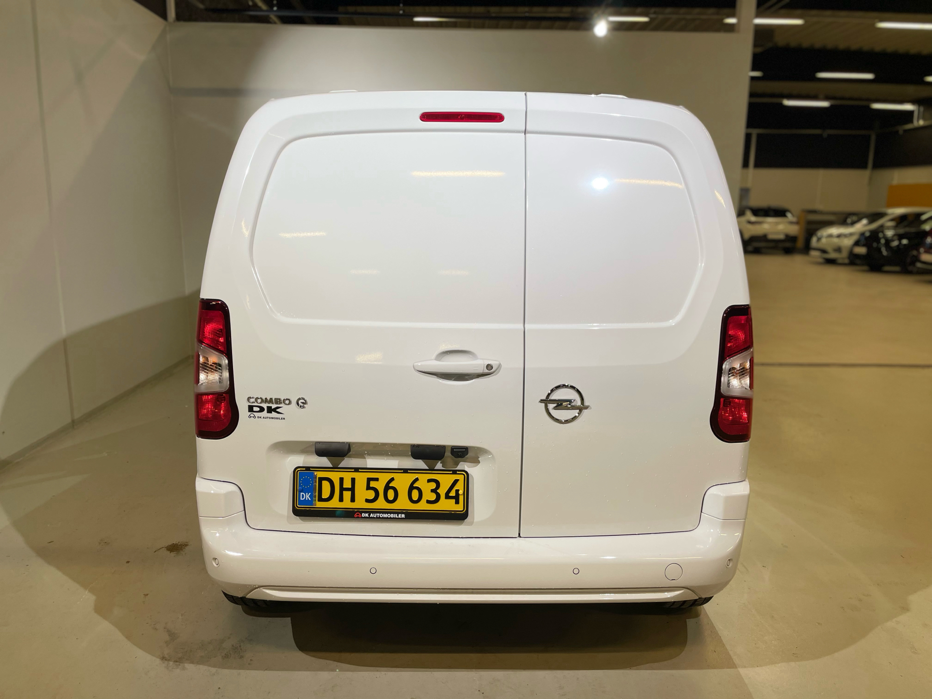 Billede af Opel Combo-e L1V1 EL Innovation+ 136HK Van Trinl. Gear