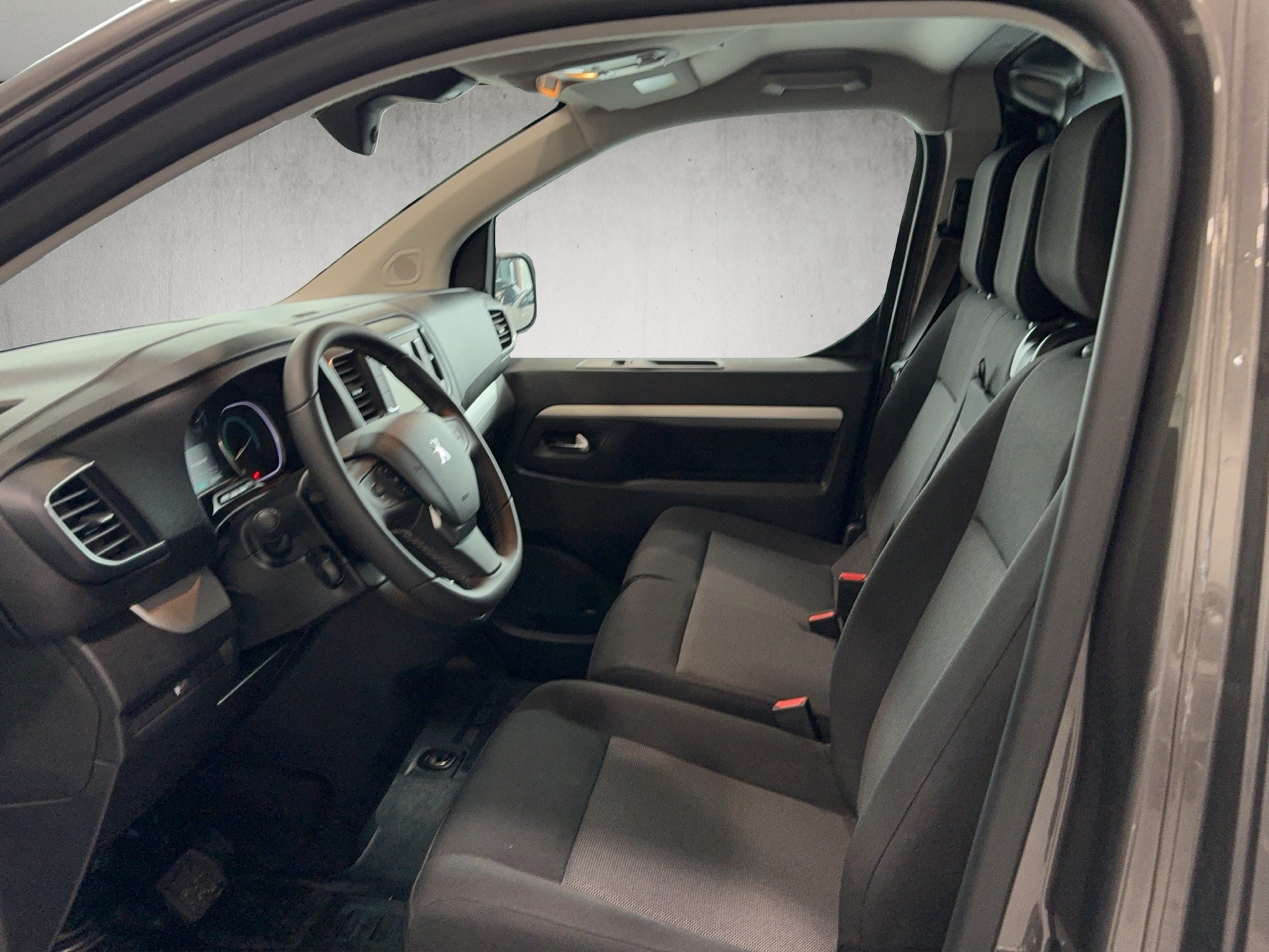 Billede af Peugeot e-Expert L2 EL Ultimate 136HK Van Trinl. Gear