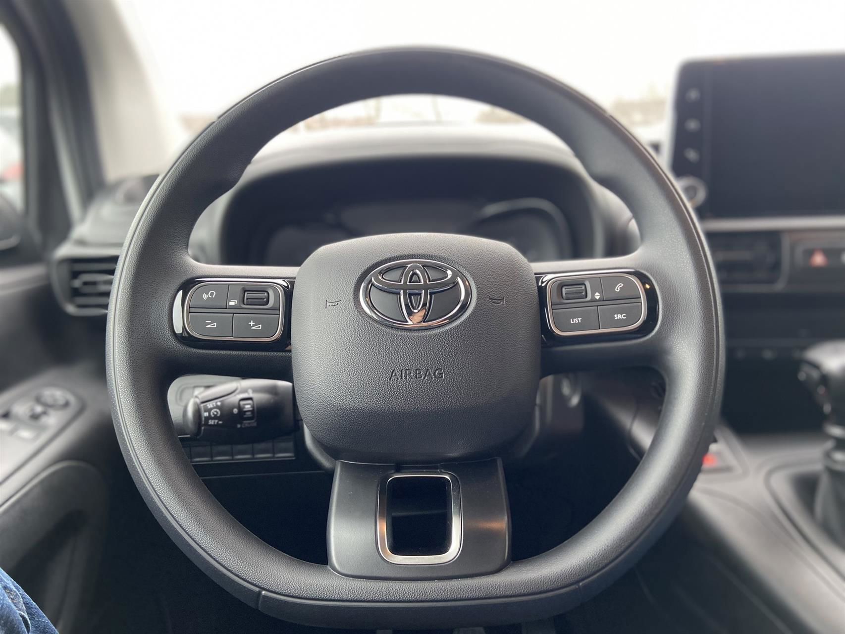 Billede af Toyota Proace City Medium 1,5 D Comfort 102HK Van