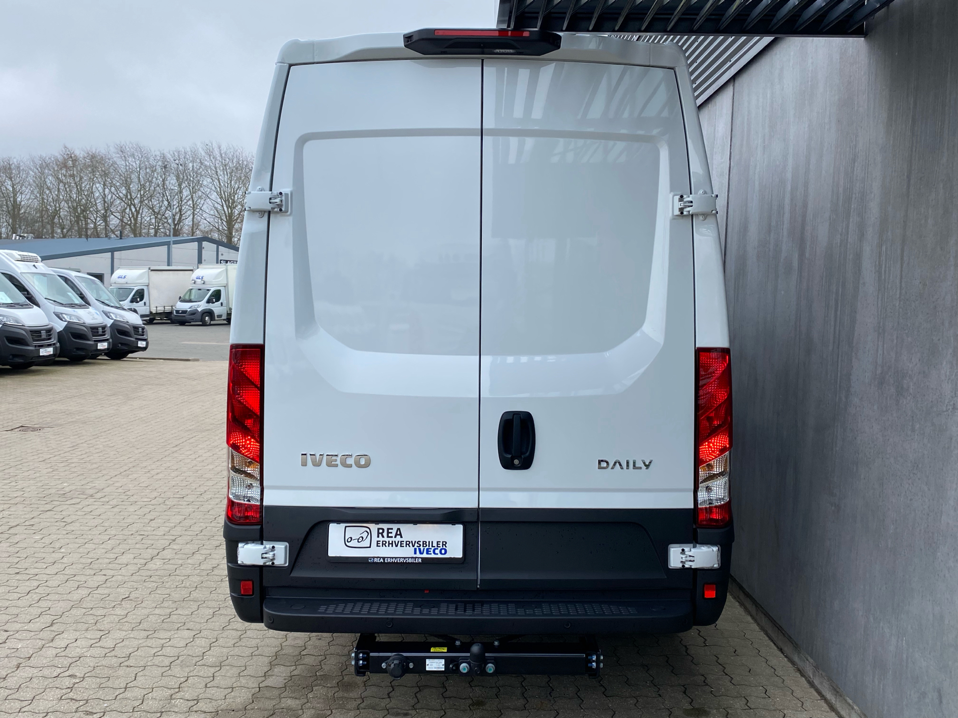 Billede af Iveco Daily 35S18 16m3 3,0 D 180HK Van 8g Aut.