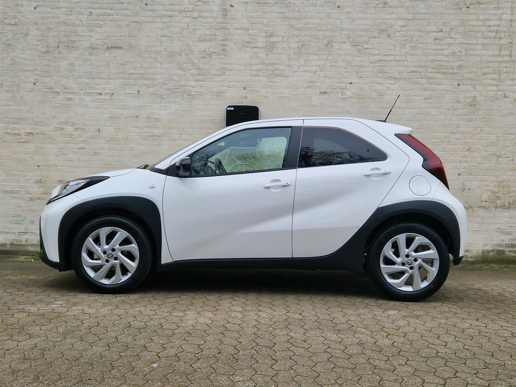 Billede af Toyota Aygo X 1,0 VVT-I Active 72HK 5d