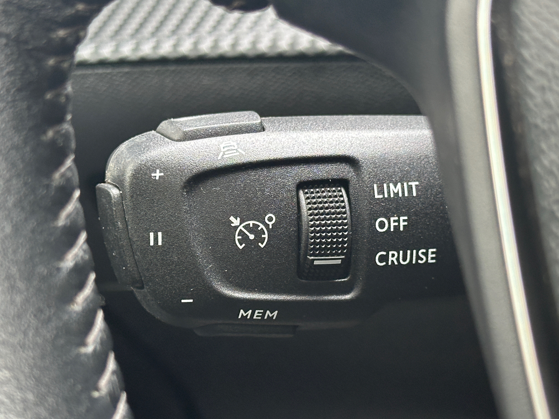 Billede af Peugeot 208 1,5 BlueHDi Allure Sky 102HK 5d 6g