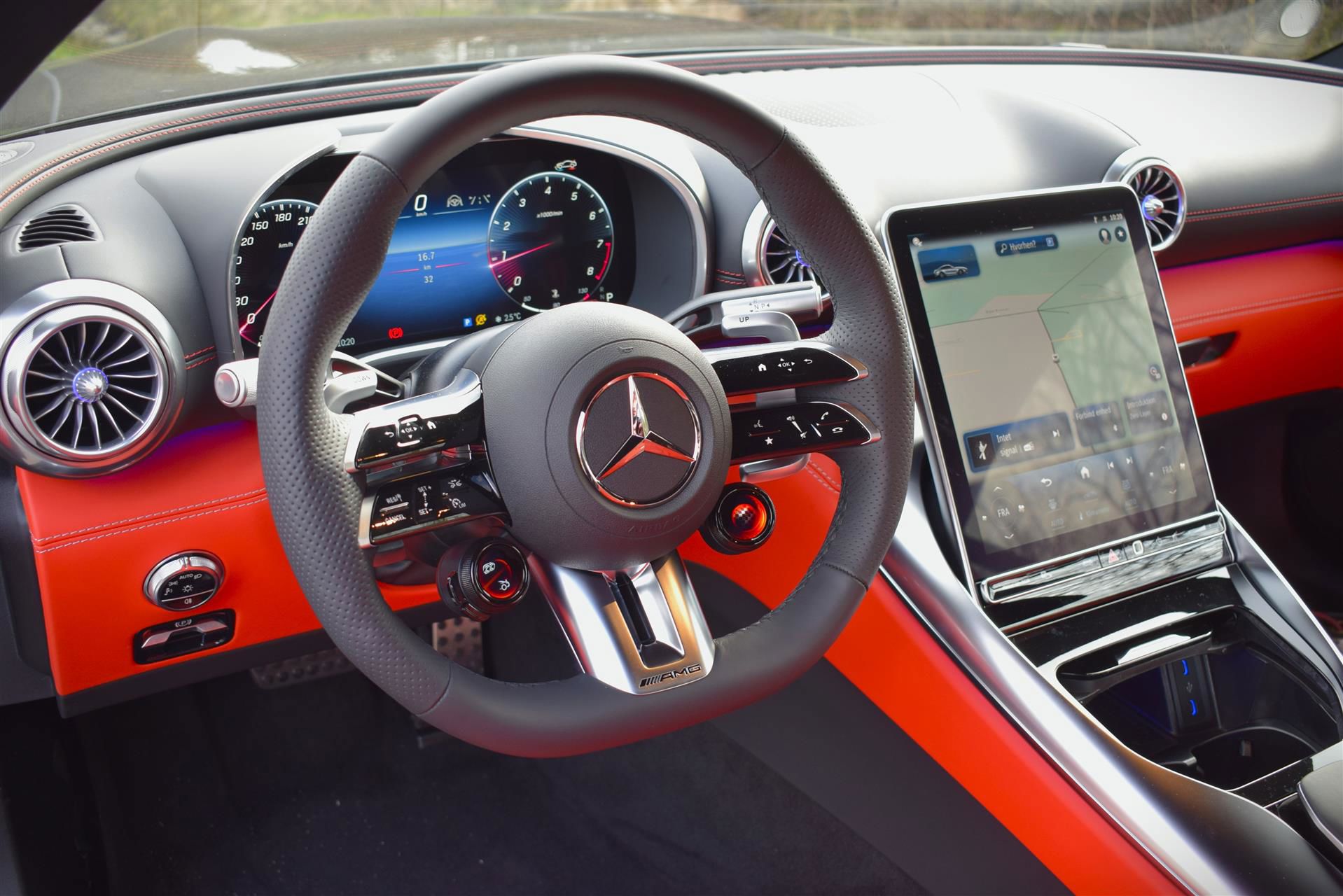 Billede af Mercedes-Benz AMG GT 63 4,0 V8 AMG Speedshift 585HK 4d 9g Aut.