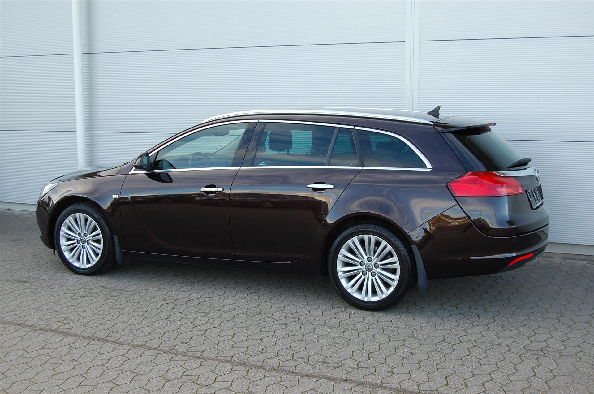 Billede af Opel Insignia Sports Tourer 2,0 CDTI Sport 160HK Stc 6g Aut.