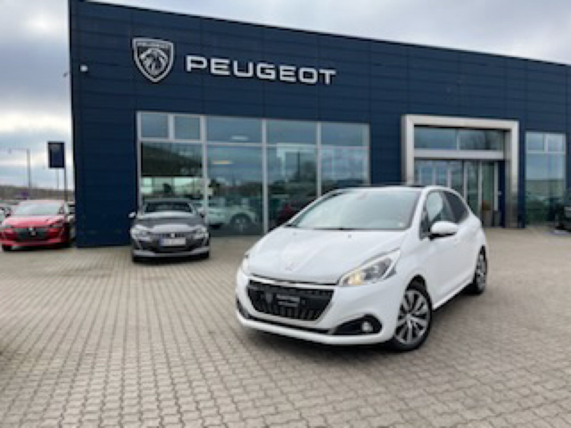 Billede af Peugeot 208 1,5 BlueHDi Signature+ 100HK 5d