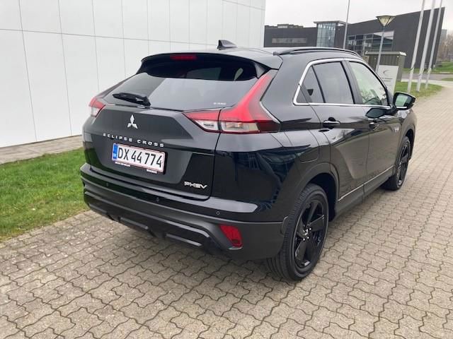 Billede af Mitsubishi Eclipse Cross 2,4 Plugin-hybrid Black Edition 4WD 188HK 5d Trinl. Gear