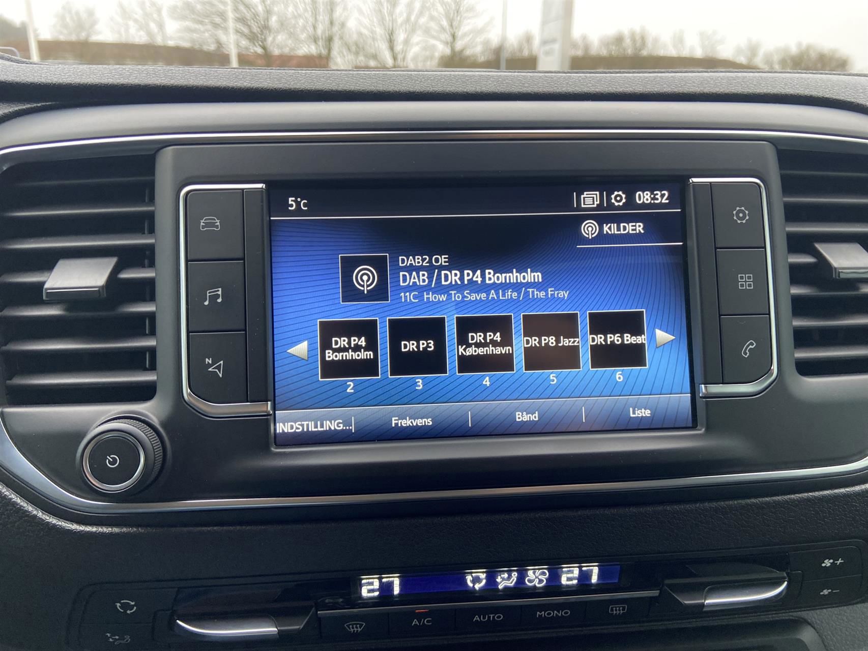 Billede af Toyota Proace Long 2,0 D Comfort One Dobb. skydedør, bagdør m/ruder 180HK Van 6g Aut.