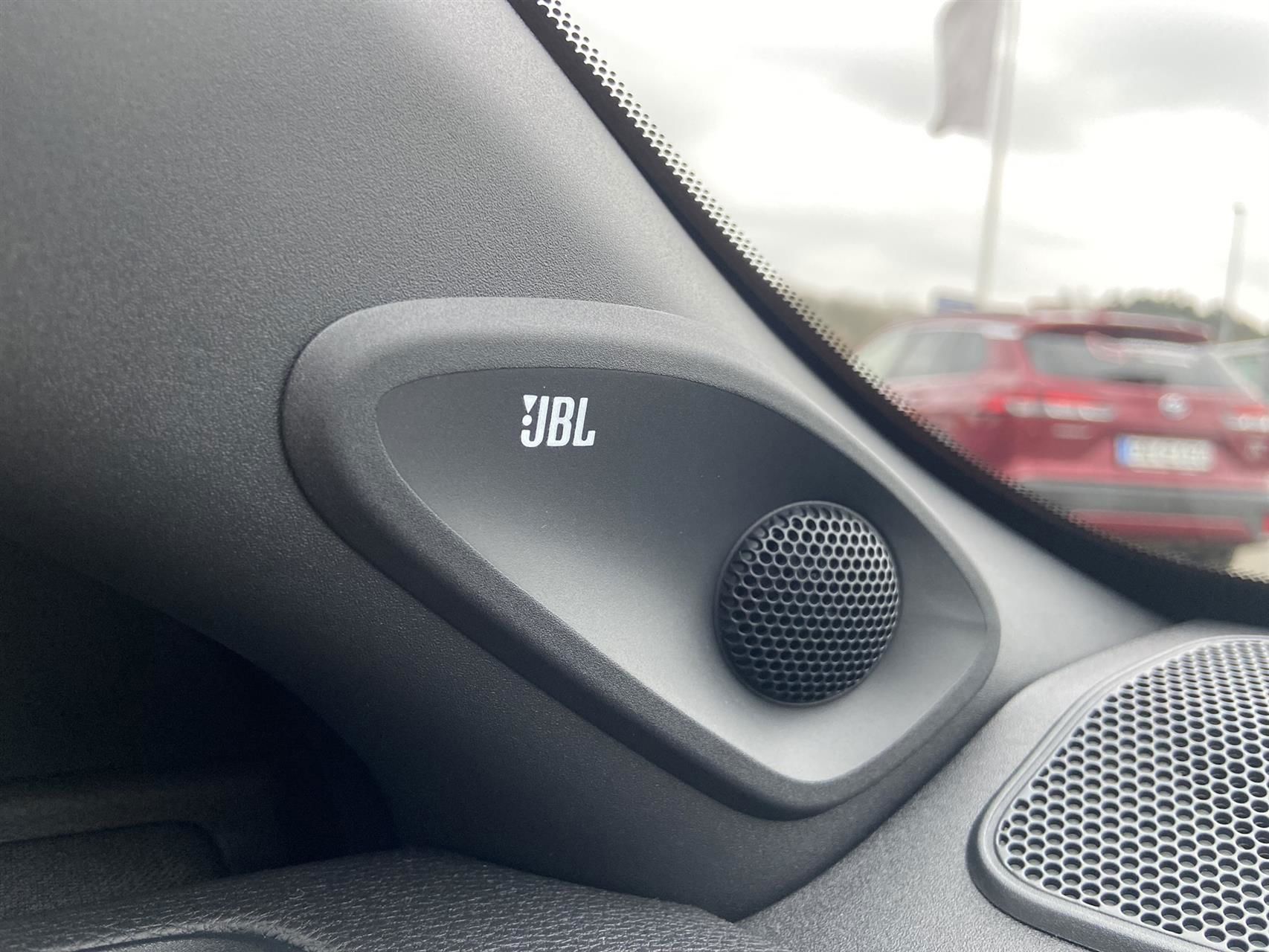 Billede af Toyota Yaris 1,5 Hybrid Executive Technology Plus 130HK 5d Trinl. Gear