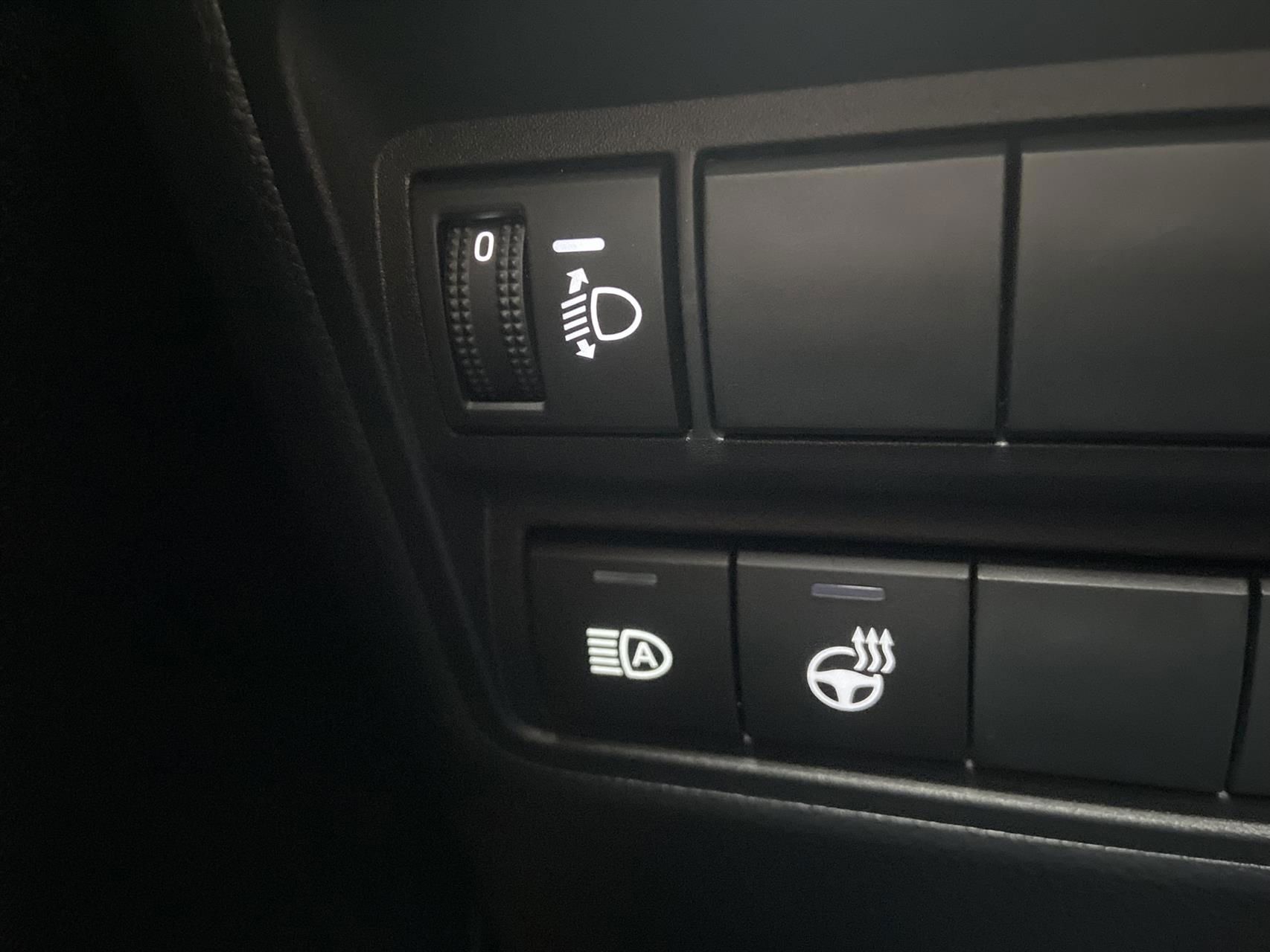 Billede af Toyota Yaris 1,5 Hybrid Executive Technology Plus 130HK 5d Trinl. Gear