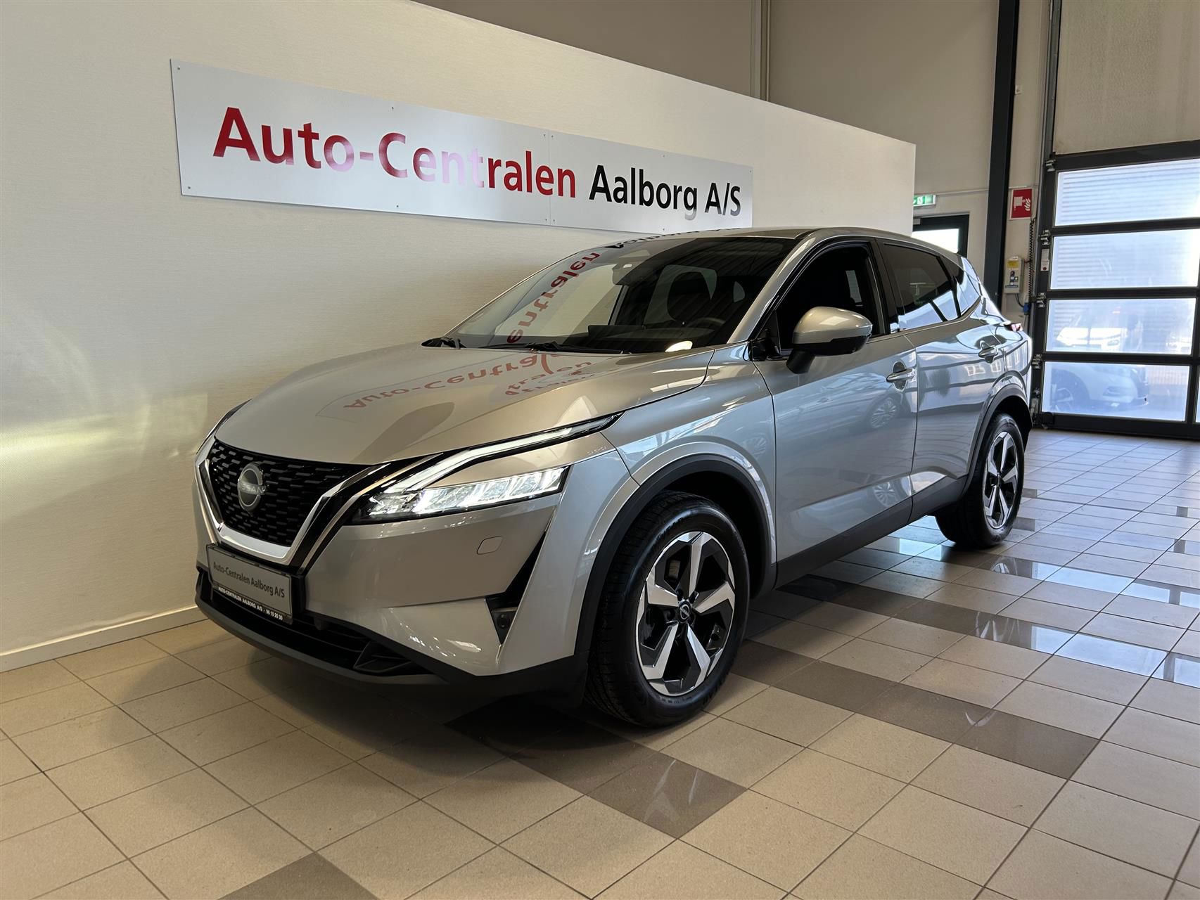 Billede af Nissan Qashqai 1,3 MHEV  Mild hybrid N-Connecta X-Tronic 158HK 5d 7g Aut.