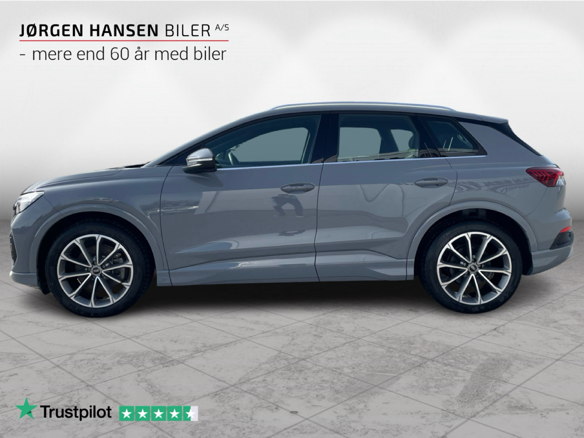 Billede af Audi Q4 45 E-tron Attitude Quattro 265HK 5d Trinl. Gear