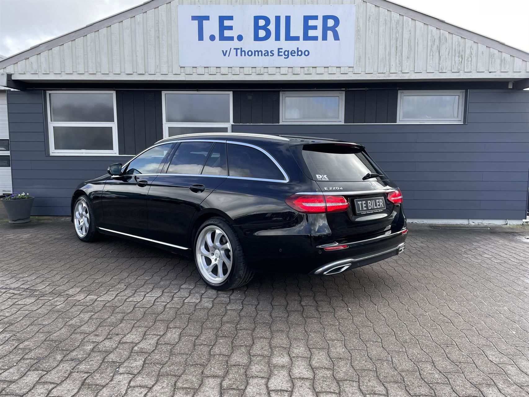 Billede af Mercedes-Benz E220 d T 2,0 D Avantgarde 9G-Tronic 194HK Stc Aut.