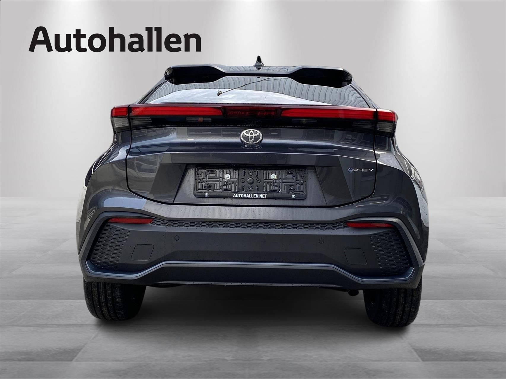 Billede af Toyota C-HR 2,0 Plugin-hybrid Style Smart Bi-tone E-CVT 223HK 5d Trinl. Gear